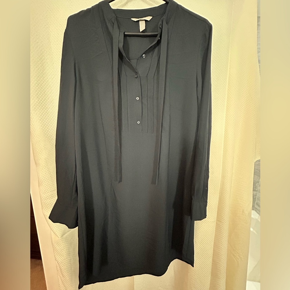H&M Black Tuxedo Tunic Blouse Size M